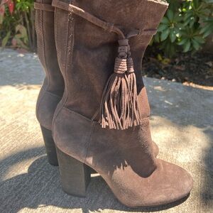 Brown Vince Camuto Suede Tassel Boots 👢 🌴🌸